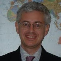 Dr. Roberto Moro Visconti