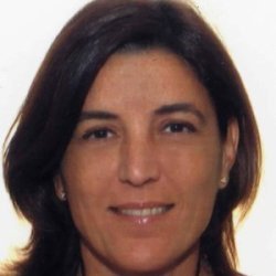 Dr. Ana Lozano-Vivas